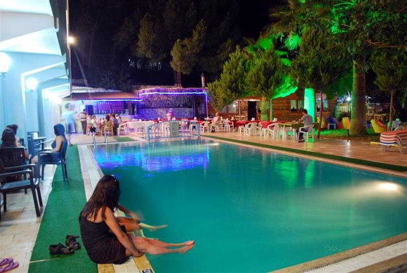 Marla Hotel ดีดิม ภายนอก รูปภาพ
